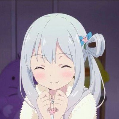 知情人回应女子踹男保安被反扇耳光